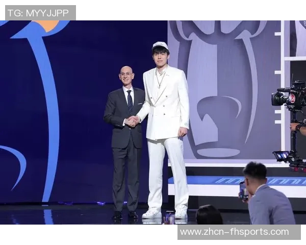 杨瀚森的崛起让尤班克斯黯然失色我们期待他闪耀的时刻到来